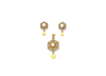 Gold Plated | Pearl Pendant Sets